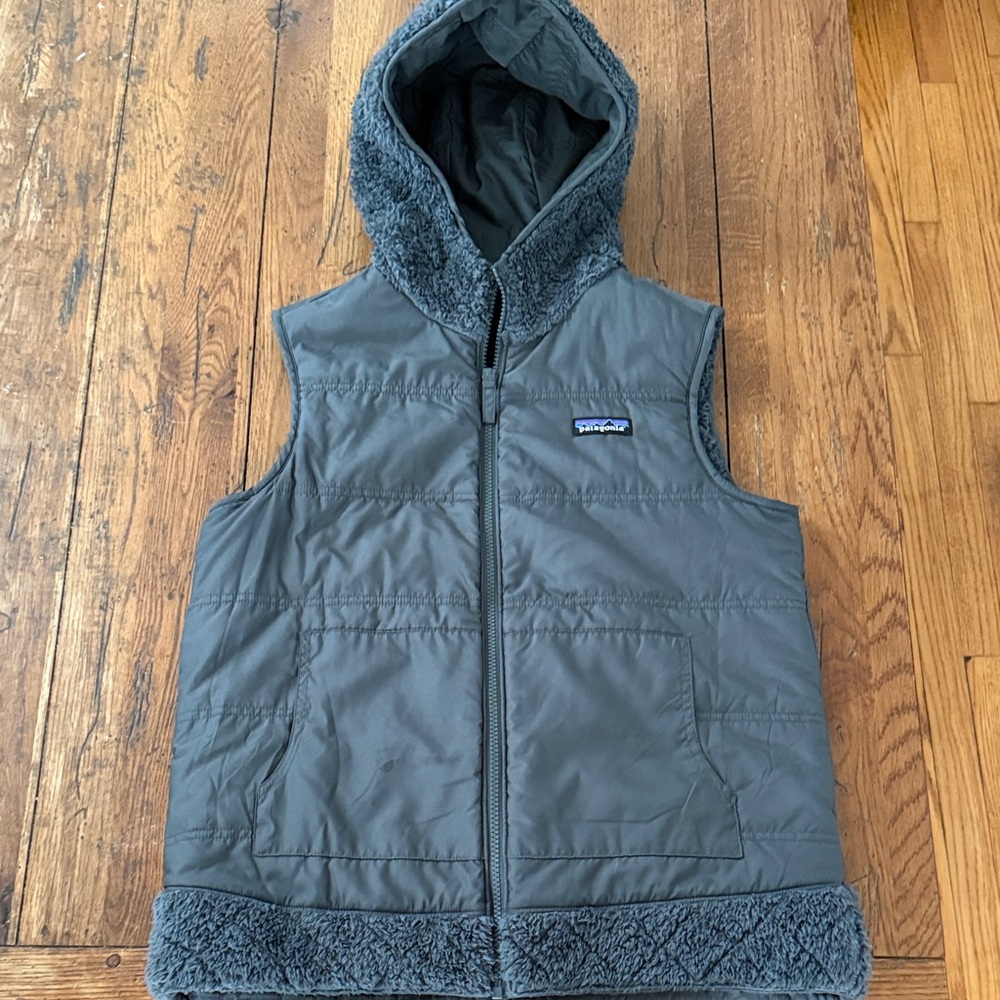 Patagonia Reversible Gray Hooded Vest